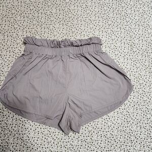 Yogalicious High Waist Gray Shorts Size-M